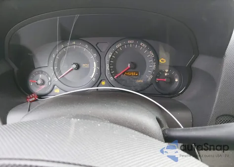 2004 Cadillac Srx Standard z USA, uszkodzony, nr VIN 1GYEE637340143575